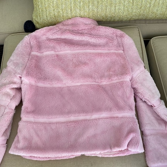 NEW FAUX FUR JACKET - Picture 2 of 3